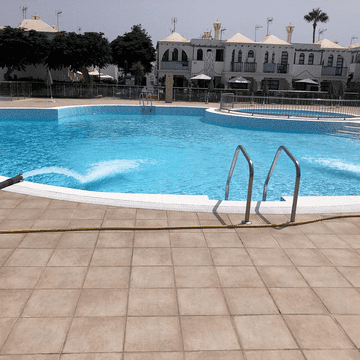 Aguas Torrente piscina 2